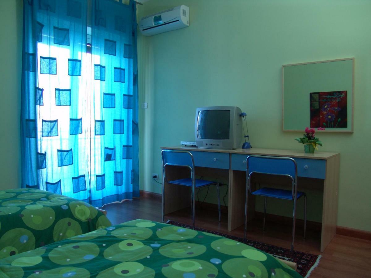 I Colori Di Sara Bed & Breakfast Catania Exterior photo